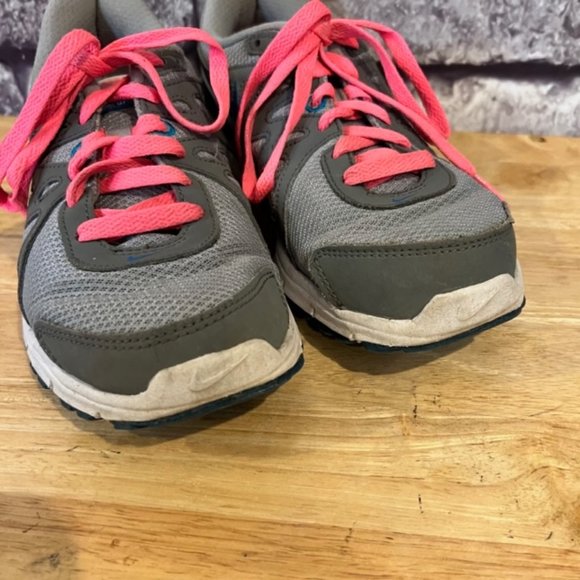 Nike Gray 7 Pink Fabric Lace Up Low Top Sneakers Size 7 1/2 - Picture 5 of 6